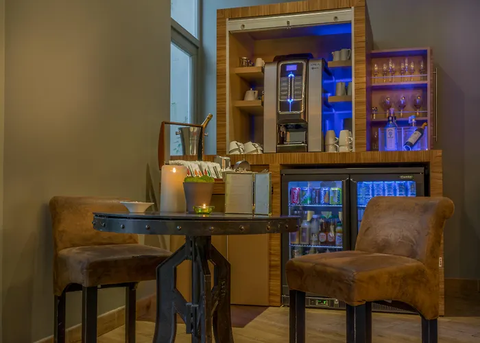 Legend Hotel Paris